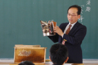 養蜂の道具を説明